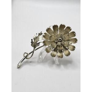 Vintage Lisner Flower Brooch Gold Tone Textured Floral Pin